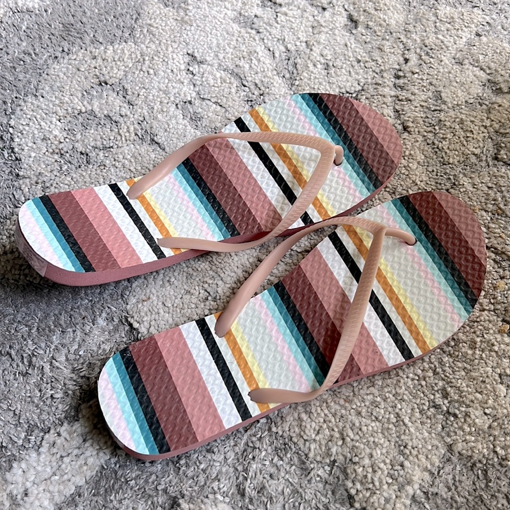 Women’s Thong Slippers
